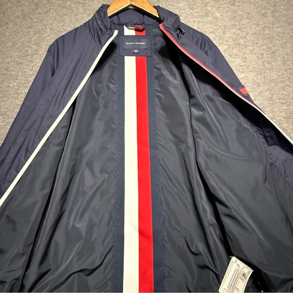Tommy Hilfiger Men's Navy Windbreaker Jacket NWOT FullZip Hooded Size Large - Picture 5 of 15